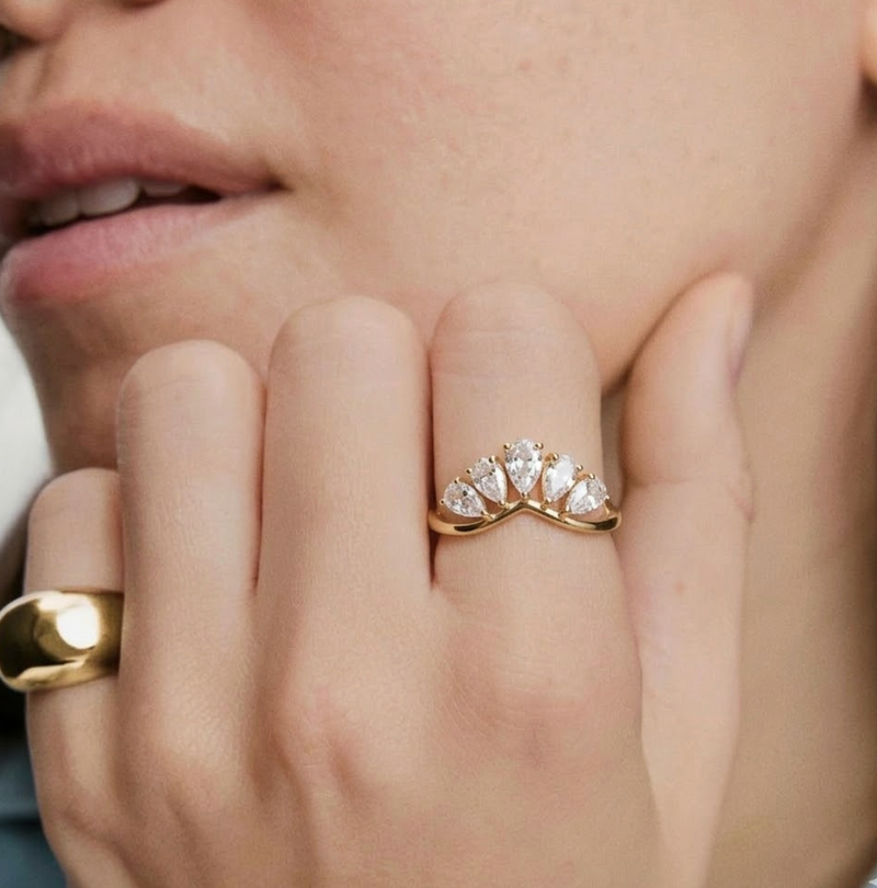 Cluster Sparkling Ring