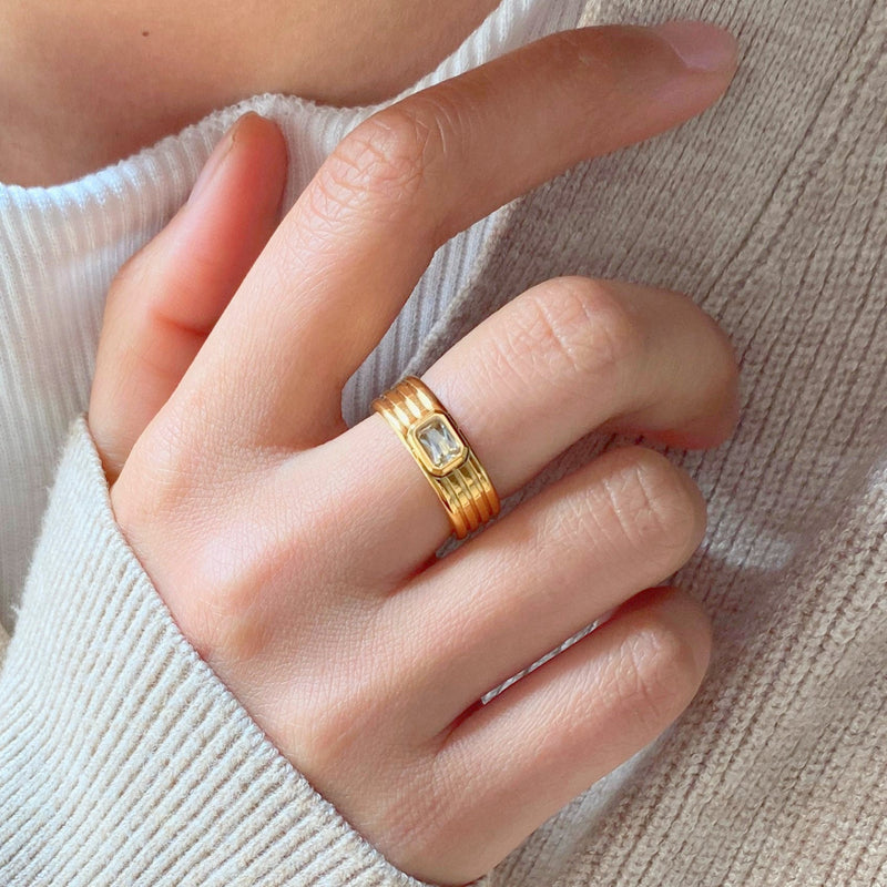 Crystal Ribbed Ring