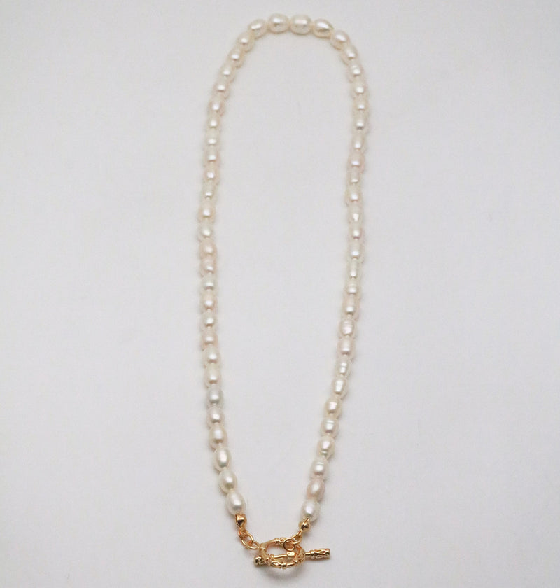 Dainty Pearl Toggle Necklace - 18k Gold Plated