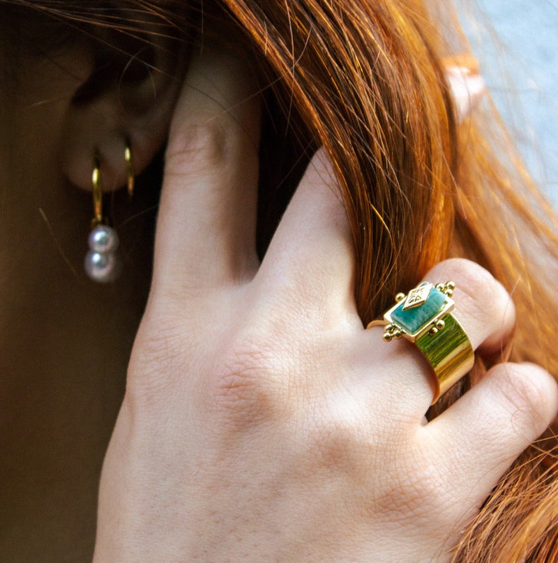Royal Knight Ring with Amazonite - Vintage Gold