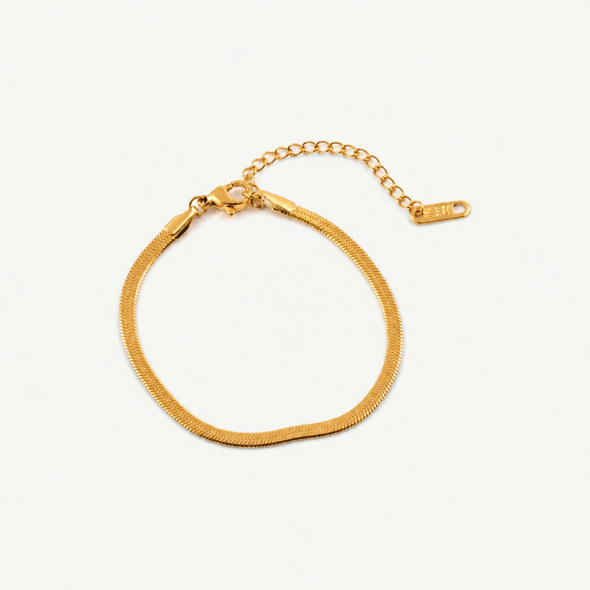 Greta Herringbone Bracelet – 18k Gold Plated Stainless Steel