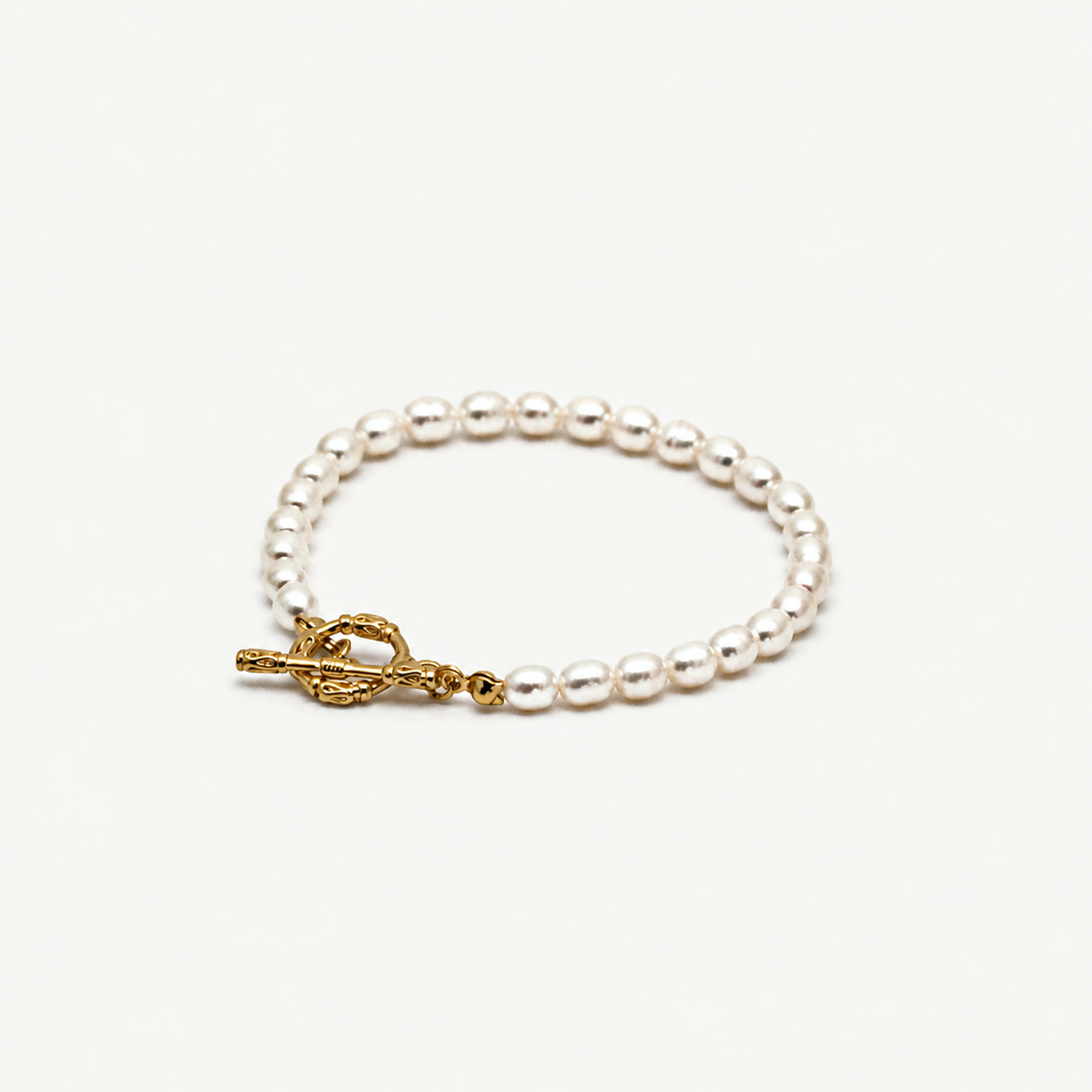 Pearl Toggle Bracelet – Gold Plated Everyday Jewelry