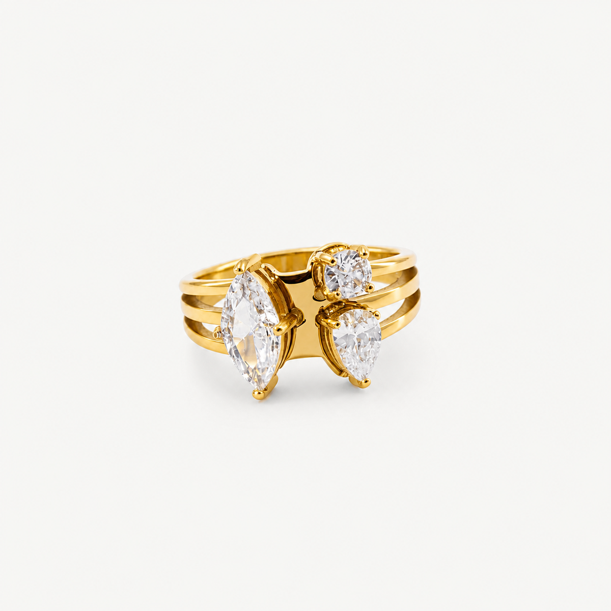 Toi et Moi Cluster Ring — Asymmetric CZ Stack